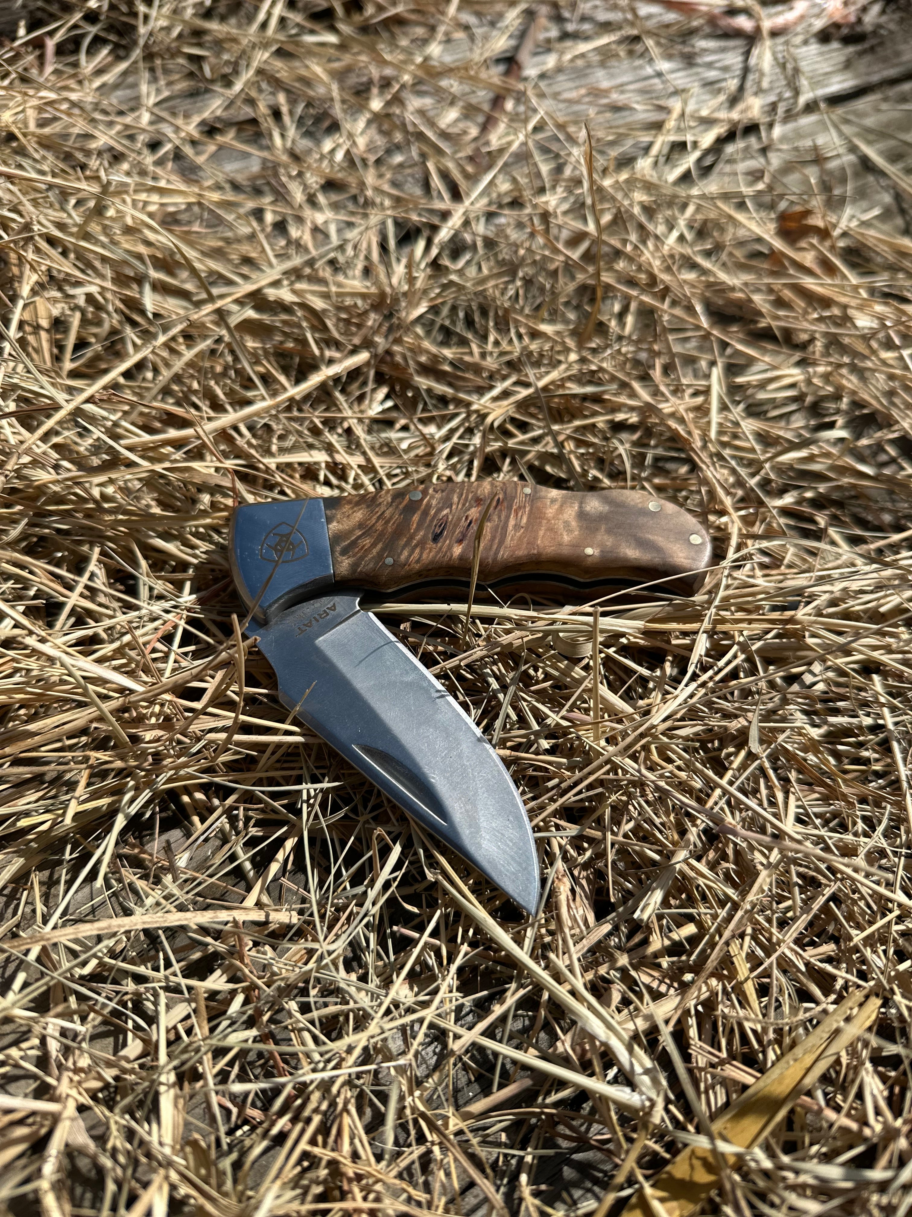 KNIFES